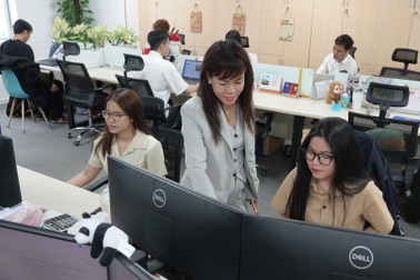 Người phụ nữ từng sợ nói trước đám đông kể chuyện trở thành CEO