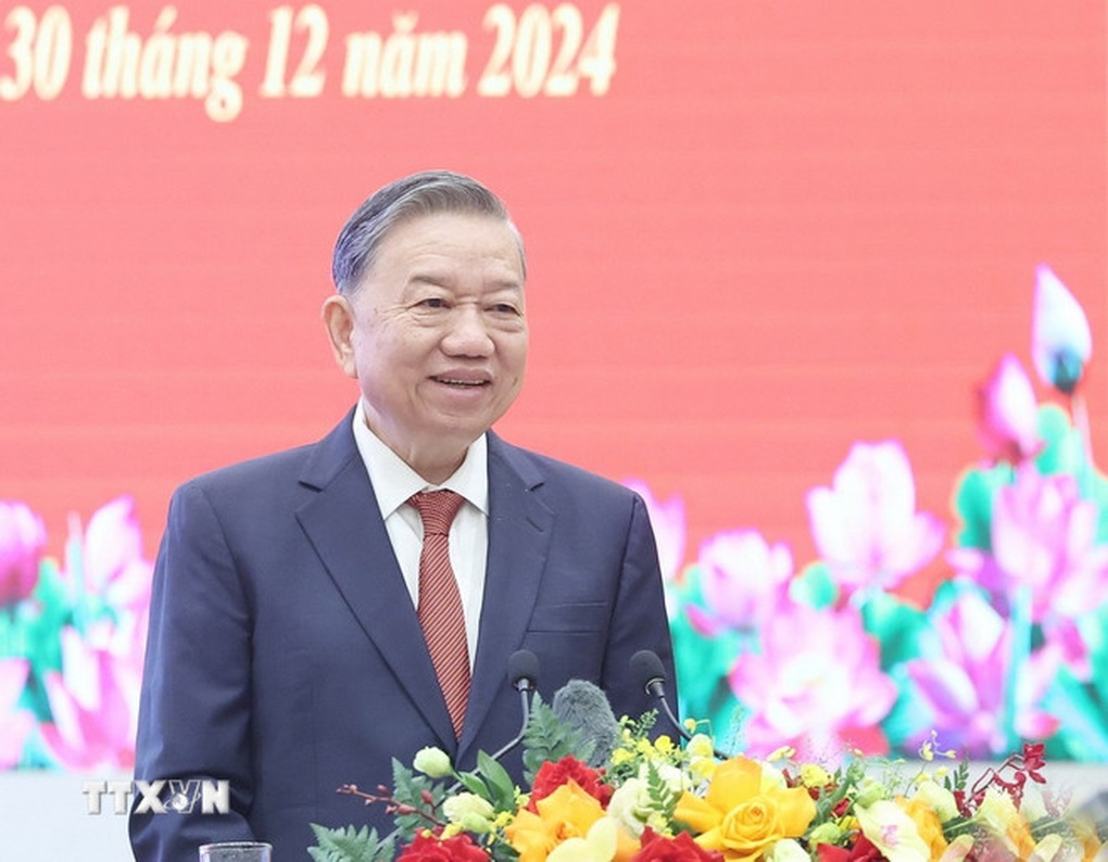 Tổng Bí thư: Đội ngũ trí thức, nhà khoa học tạo bứt phá phát triển đất nước - 1 Tổng Bí thư: Đội ngũ trí thức, nhà khoa học tạo bứt phá phát triển đất nước - 1