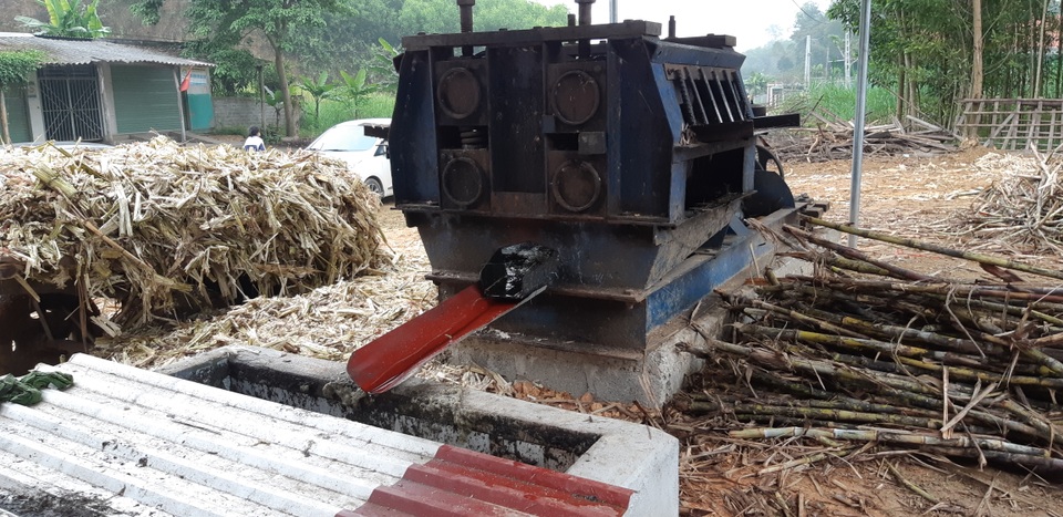 Về Tân Kỳ xem nghề ép cây mía đẻ... ra tiền - 3 Về Tân Kỳ xem nghề ép cây mía đẻ... ra tiền - 3