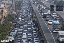 Bộ Xây dựng đề xuất áp tiêu chuẩn khí thải ô tô lưu hành theo khu vực