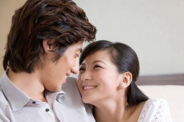 Bắt gặp vợ mặc váy hai dây khêu gợi khi thợ sửa ống nước đến nhà