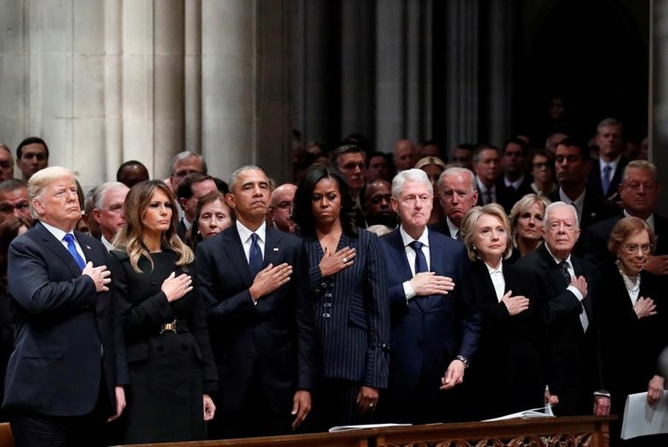 Cuộc sống “muôn màu” của ông Obama sau khi rời Nhà Trắng - 7 Cuộc sống “muôn màu” của ông Obama sau khi rời Nhà Trắng - 7