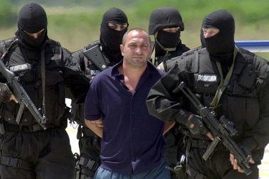 "Vua mại dâm" tự nguyện bỏ mạng sống để chấm dứt hận thù với đối thủ