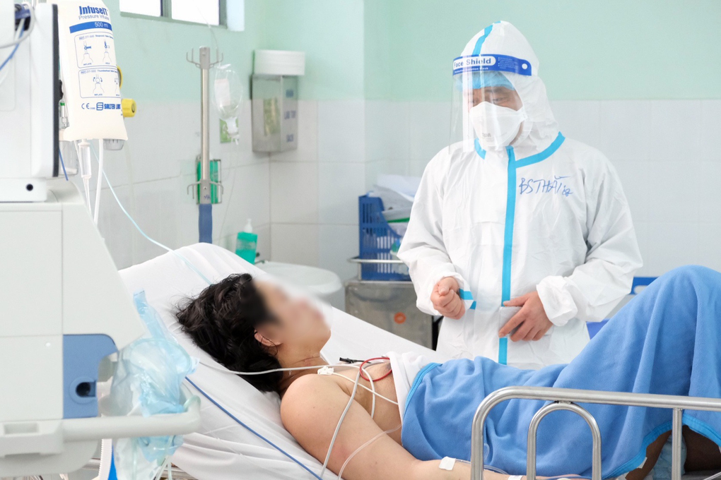 Ngành y tế TPHCM đối mặt nhiều thách thức lớn trong năm 2023 - 1 Ngành y tế TPHCM đối mặt nhiều thách thức lớn trong năm 2023 - 1