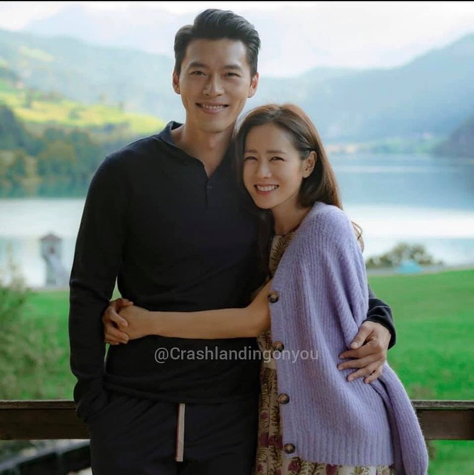 Fan miệt mài đẩy thuyền cho Son Ye Jin và Hyun Bin sau Baeksang 2020 - 3 Fan miệt mài đẩy thuyền cho Son Ye Jin và Hyun Bin sau Baeksang 2020 - 3