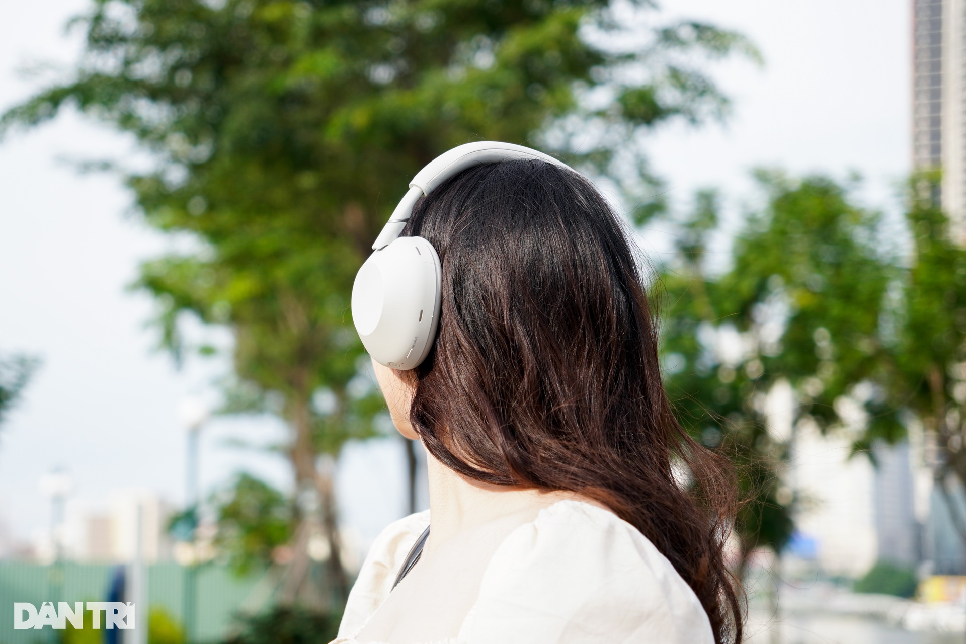 소니 WH-1000XM6 체험기: 애플 에어팟 맥스 라이벌 - 13 Trải nghiệm Sony WH-1000XM6: Đối thủ của Apple AirPods Max - 13