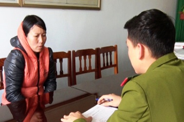 Liên tiếp bắt giữ các vụ vận chuyển pháo và đồ chơi nguy hiểm