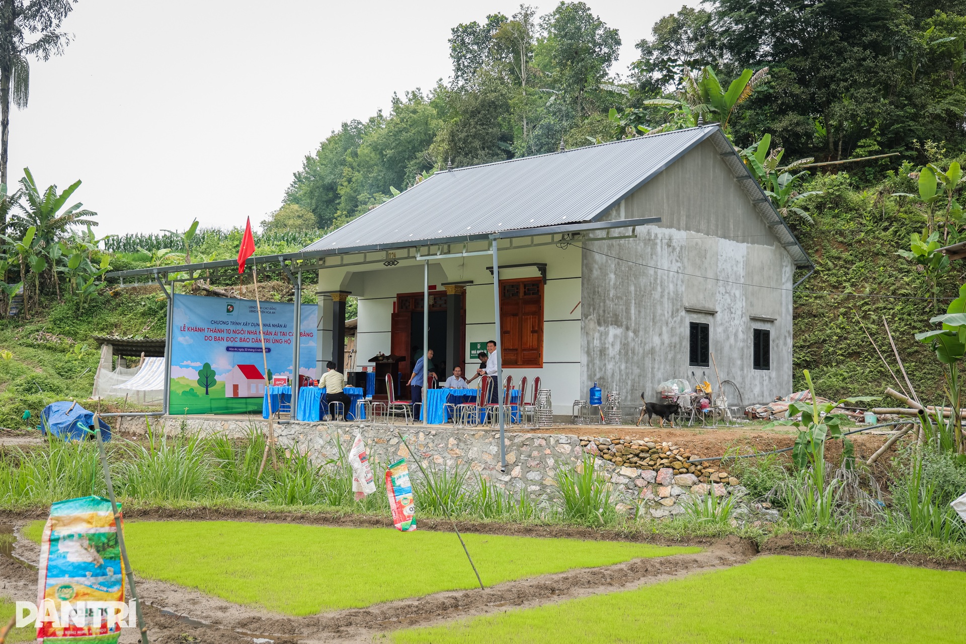 “Ngôi nhà mới mang nguồn năng lượng tích cực, giúp bà con thoát nghèo” - 9 “Ngôi nhà mới mang nguồn năng lượng tích cực, giúp bà con thoát nghèo” - 9