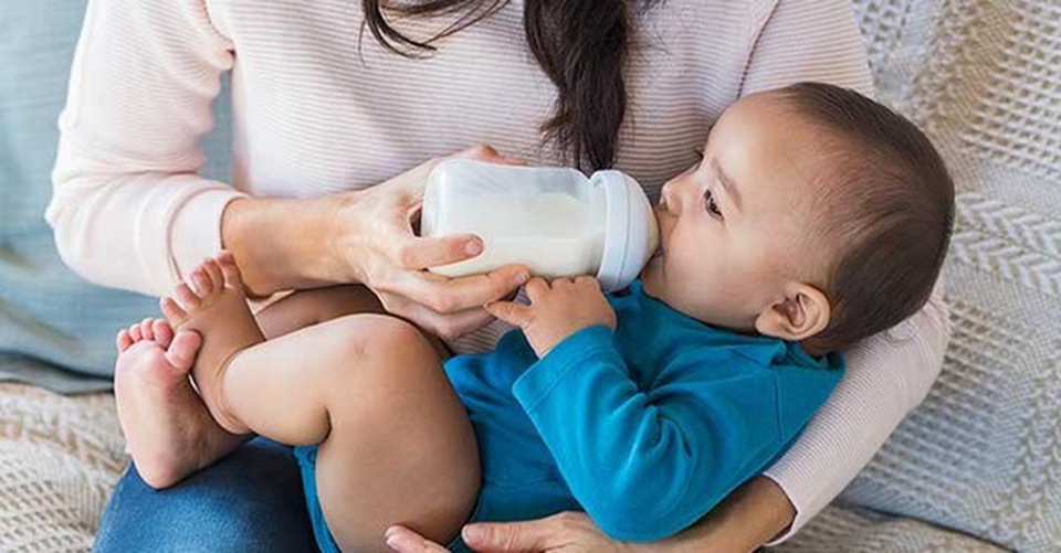 Hướng dẫn 8 bước pha sữa, bước đầu tiên thường bị nhiều bố mẹ bỏ qua - 3 Hướng dẫn 8 bước pha sữa, bước đầu tiên thường bị nhiều bố mẹ bỏ qua - 3