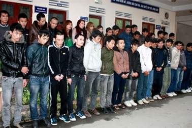 40 đối tượng thác loạn trong quán karaoke