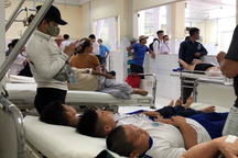 Vụ nữ sinh Nha Trang tử vong: Tiếp tục tăng số học sinh nhập viện