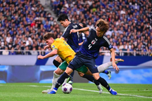 Nhật Bản hòa Australia theo kịch bản kỳ lạ, Hàn Quốc đánh bại Iraq