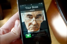 Mẹo biết tên người gọi mà không cần phải nhìn iPhone