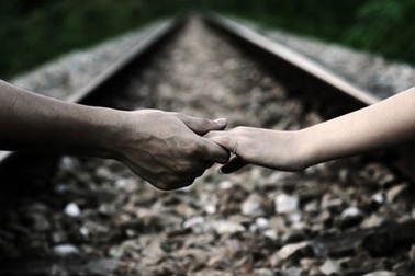 Khi teen đánh đổi gia đình lấy tình yêu