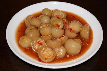 Giữa Paris hoa lệ thèm bát cà muối mặn dầm tương!