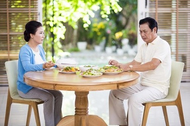 Bí kíp giải tỏa nỗi lo ăn uống cho người viêm đại tràng
