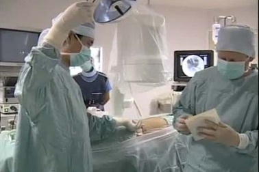 Khỏi bệnh huyết áp cao ác tính nhờ... phẫu thuật