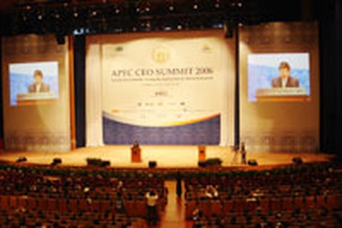 Tăng trưởng nhưng chưa thực sự bền vững