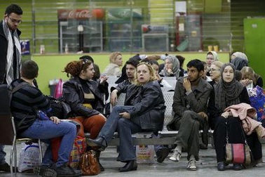 Yemen: Chiến sự leo thang, hàng loạt quốc gia sơ tán công dân