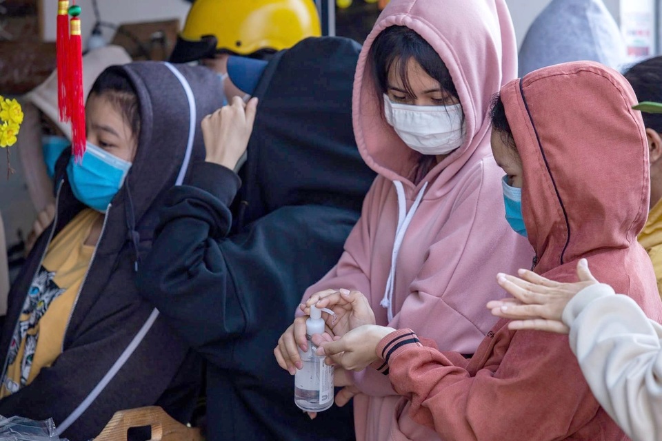 Doanh nghiệp khai báo y tế cho người lao động trở lại làm việc sau Tết - 2 Doanh nghiệp khai báo y tế cho người lao động trở lại làm việc sau Tết - 2