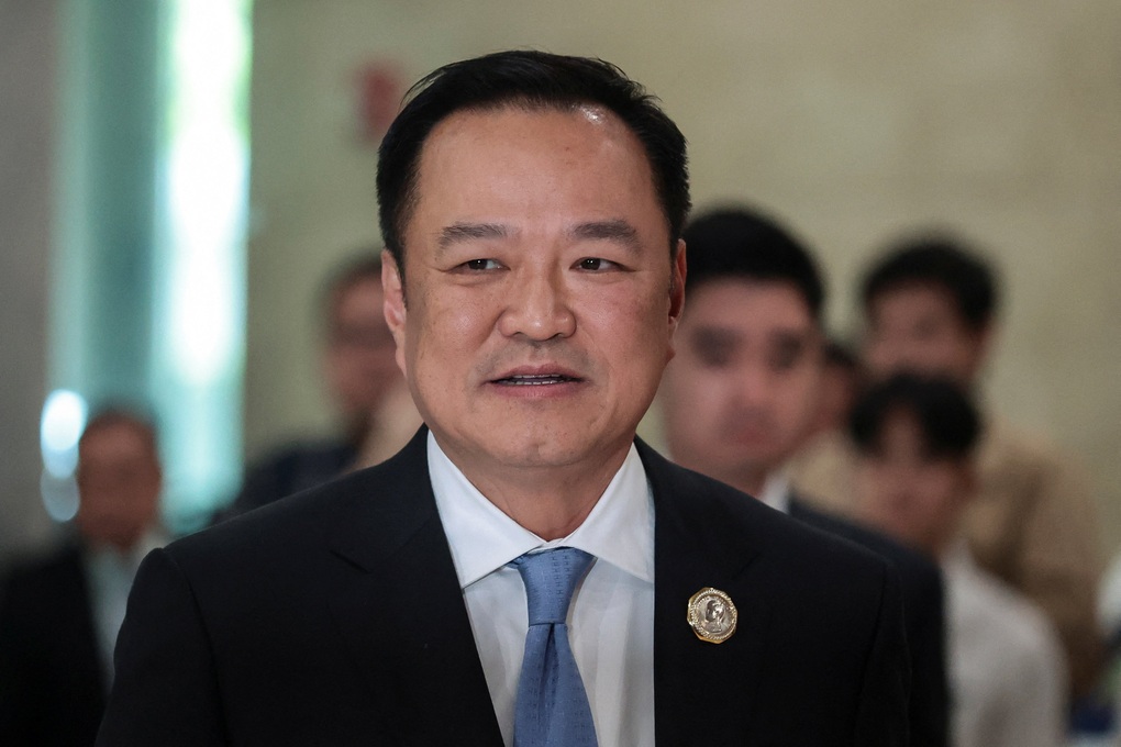Tân Thủ tướng Thái Lan tuyên bố làm việc không ngừng nghỉ - 1 Tân Thủ tướng Thái Lan tuyên bố làm việc không ngừng nghỉ - 1