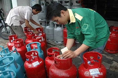 Từ 1/10, giá gas tiếp tục tăng thêm 28.000 đồng/bình