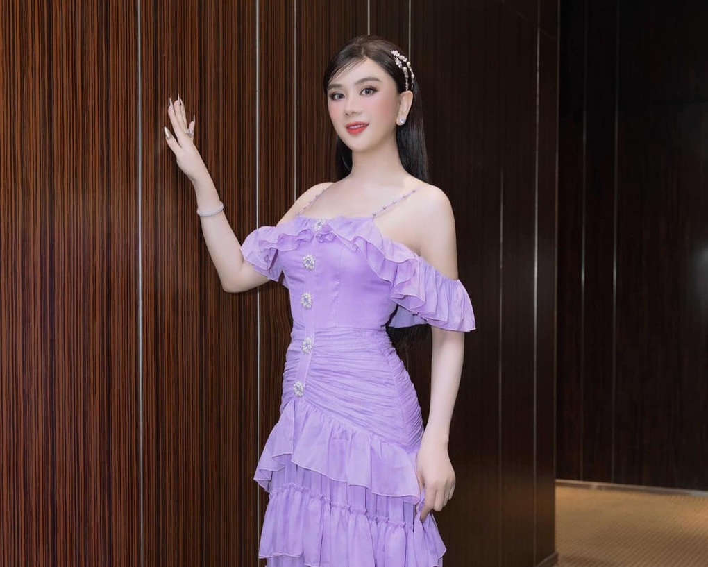 Lâm Khánh Chi: Có giọng nói nữ tính, không hát được tôi cũng chấp nhận - 1 Lâm Khánh Chi: Có giọng nói nữ tính, không hát được tôi cũng chấp nhận - 1