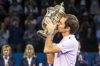 Roger Federer lần thứ 8 vô địch Basel Open