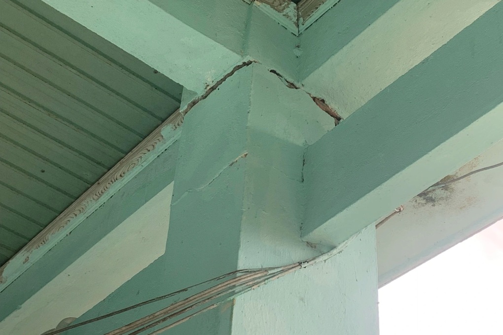 Động đất 5.0 độ ở Kon Tum: Nhiều công trình ở vùng tâm chấn bị nứt - 1 Động đất 5.0 độ ở Kon Tum: Nhiều công trình ở vùng tâm chấn bị nứt - 1