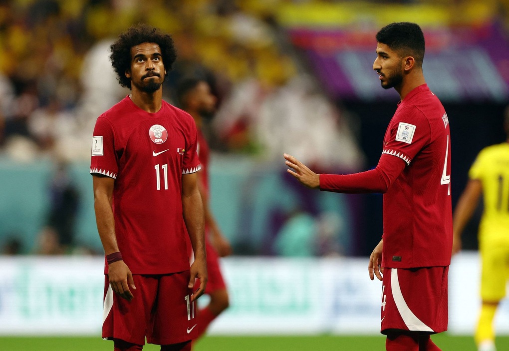 Báo châu Âu: 200 tỷ USD không thể giúp Qatar thành đội bóng tầm cỡ - 2 Báo châu Âu: 200 tỷ USD không thể giúp Qatar thành đội bóng tầm cỡ - 2