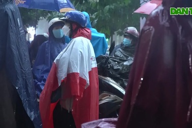 Xúc động qua từng khoảnh khắc mùa thi tốt nghiệp THPT 2023