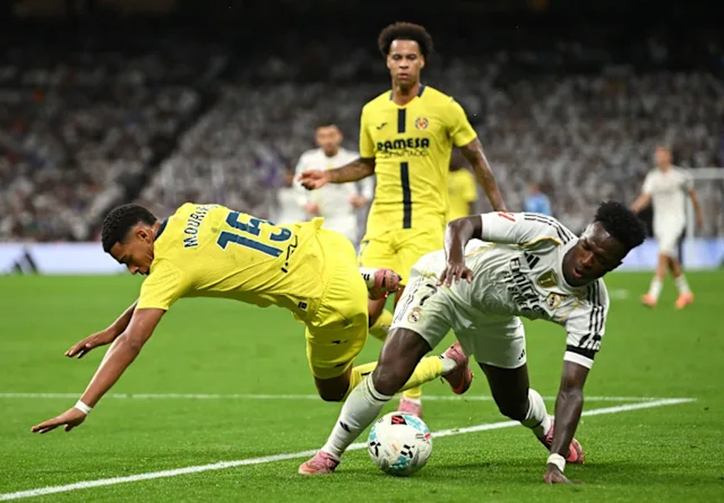 Vinicius và Mbappe tỏa sáng giúp Real Madrid tạm soán ngôi Barcelona - 1 Vinicius và Mbappe tỏa sáng giúp Real Madrid tạm soán ngôi Barcelona - 1