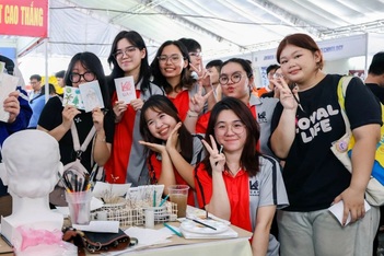 Ngành Thiết kế đồ họa Trường Đại học Kiến trúc TPHCM lấy tới 24,52 điểm