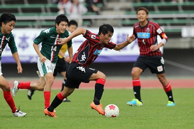 Công Vinh trở lại ấn tượng giúp Sapporo có chiến thắng