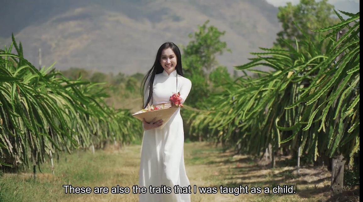 Việt Nam đẹp như mơ qua video của Đoàn Hồng Trang tại Hoa hậu Toàn cầu - 3 Việt Nam đẹp như mơ qua video của Đoàn Hồng Trang tại Hoa hậu Toàn cầu - 3