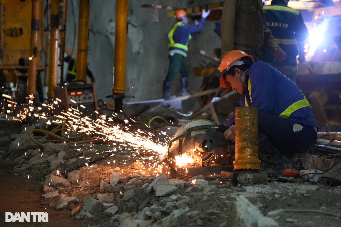 Thông hầm và hợp long cầu vượt sông dài nhất cao tốc Mai Sơn - QL45 - 5 Thông hầm và hợp long cầu vượt sông dài nhất cao tốc Mai Sơn - QL45 - 5