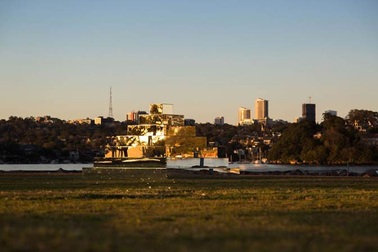 Tháp gương huyền bí ở Sydney