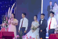 Chàng trai 29 tuổi chưa vợ, làm đại diện phát biểu trong đám cưới gây sốt