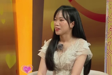 Đôi trẻ yêu giấu gia đình, "chơi lớn" khi bất ngờ ra mắt người yêu