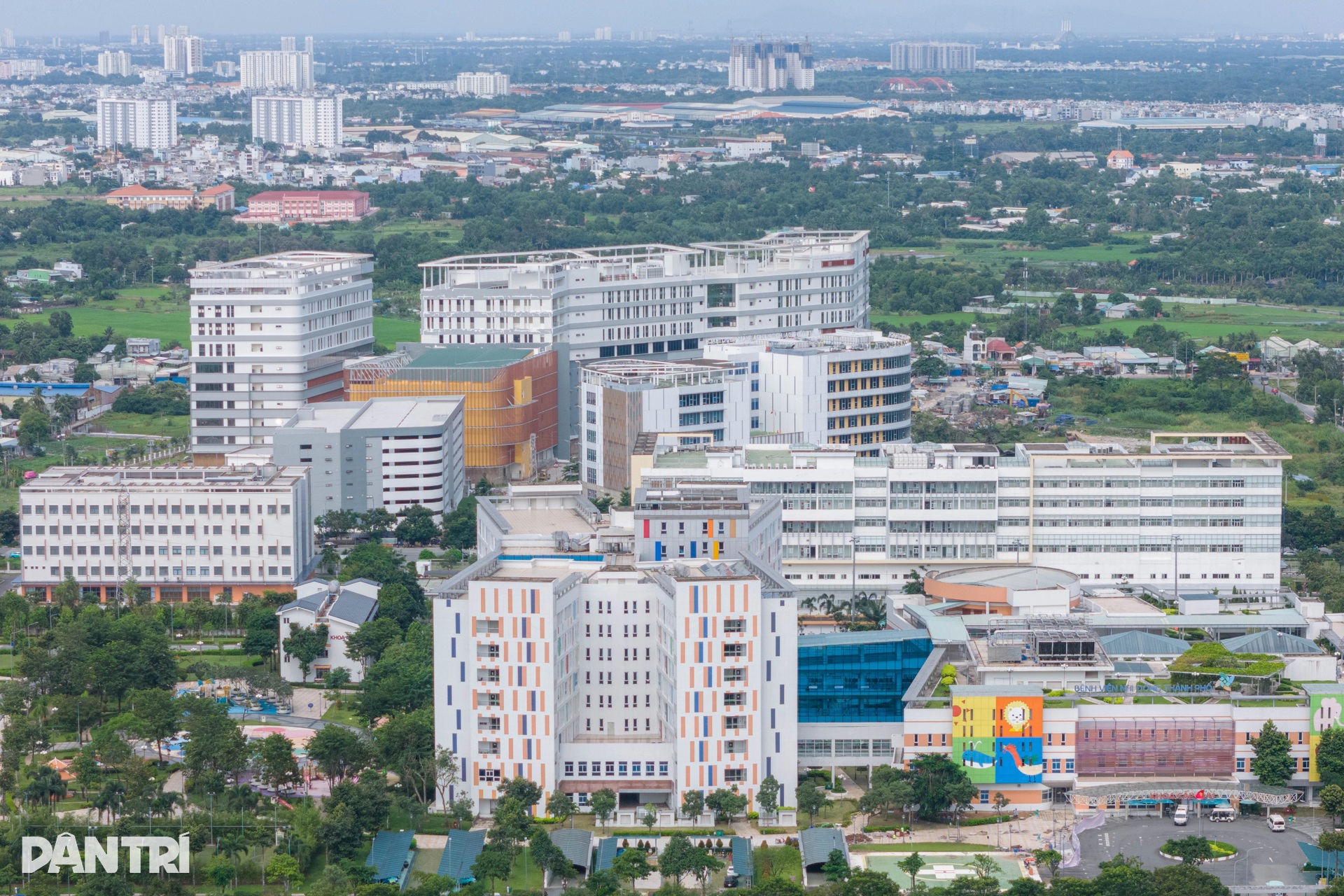 “Campus y tế” đầu tiên tại Việt Nam hình thành sau 10 năm xây dựng - 1 “Campus y tế” đầu tiên tại Việt Nam hình thành sau 10 năm xây dựng - 1