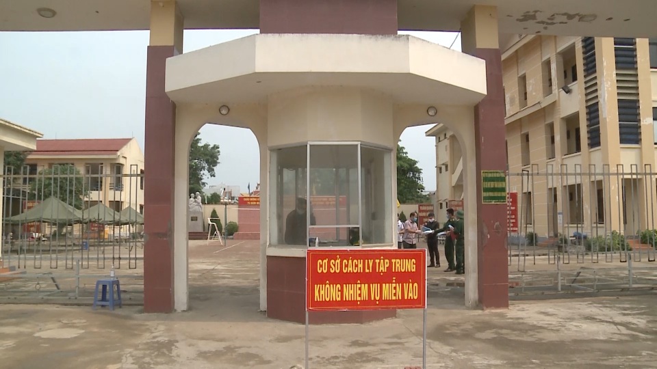 Xúc động bức thư “Bình an ở tâm bão” của những cô gái trong khu cách ly - 2 Xúc động bức thư “Bình an ở tâm bão” của những cô gái trong khu cách ly - 2