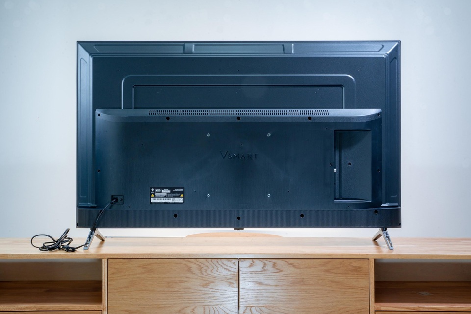 Mở bán rộng rãi, TV Vsmart ưu đãi giá để cạnh tranh LG, Samsung - 2