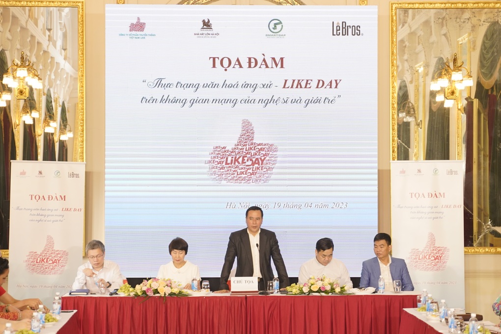 Phó Cục trưởng NTBD: Không thích dùng từ phong sát, cấm sóng với nghệ sĩ - 1 Phó Cục trưởng NTBD: Không thích dùng từ phong sát, cấm sóng với nghệ sĩ - 1