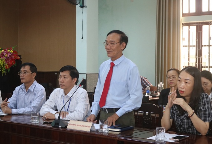 Ông Hồ Dần - Phó Giám đốc Sở LĐ-TB&XH tỉnh Thừa Thiên Huế phát biểu tại lễ ký kết
