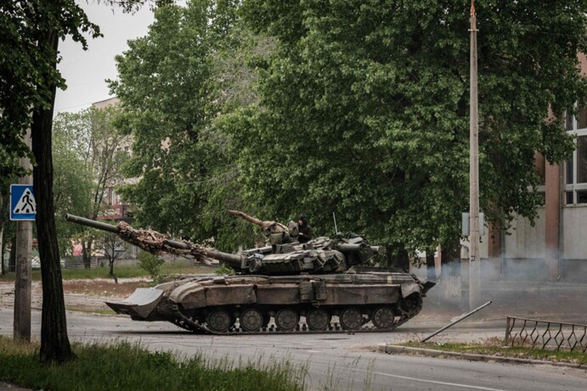 Thành phố miền đông Ukraine có nguy cơ thành Mariupol thứ hai - 1 Thành phố miền đông Ukraine có nguy cơ thành Mariupol thứ hai - 1