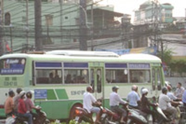 Không tăng giá vé xe buýt có trợ giá