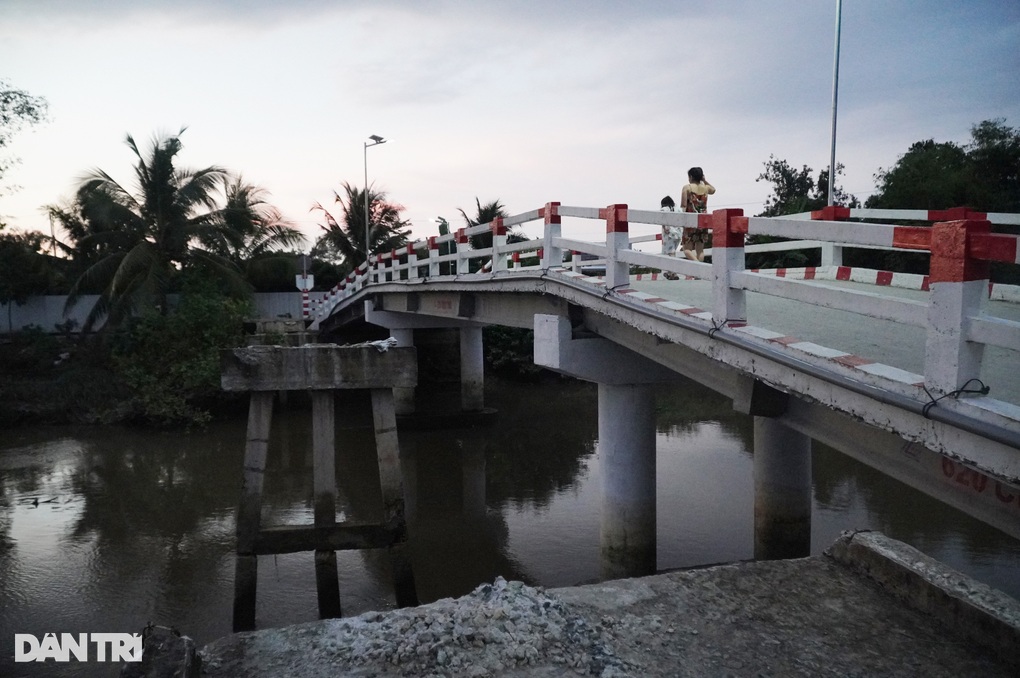 Người xây hơn 260 cây cầu từ thiện: Cất tiền lại chết có mang theo được đâu - 3 Người xây hơn 260 cây cầu từ thiện: Cất tiền lại chết có mang theo được đâu - 3
