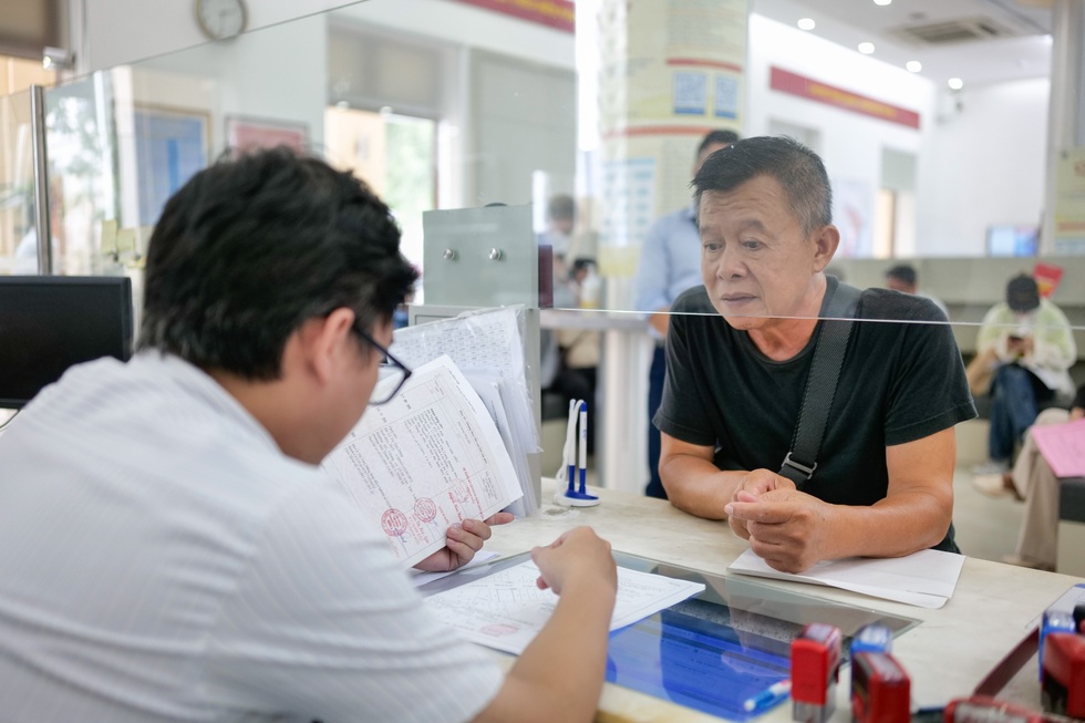 Những ngày đầu “chạy thử chính quyền 2 cấp, người dân mong mỏi điều gì? - 6 Những ngày đầu “chạy thử chính quyền 2 cấp, người dân mong mỏi điều gì? - 6