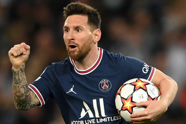 Thi đấu thất vọng, Messi vẫn mang về số tiền khổng lồ cho PSG