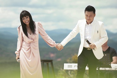 Phương Thanh so bì phải đứng trên Hà Hồ, Mỹ Tâm, đạo diễn Việt Tú nói gì?